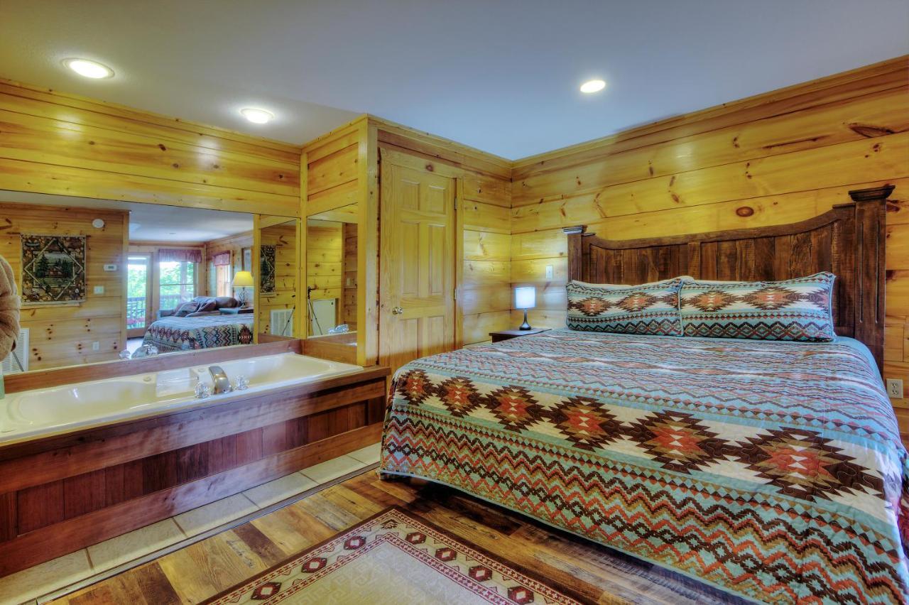 Great Wolf Cabin In Pigeon Forge! Βίλα Εξωτερικό φωτογραφία